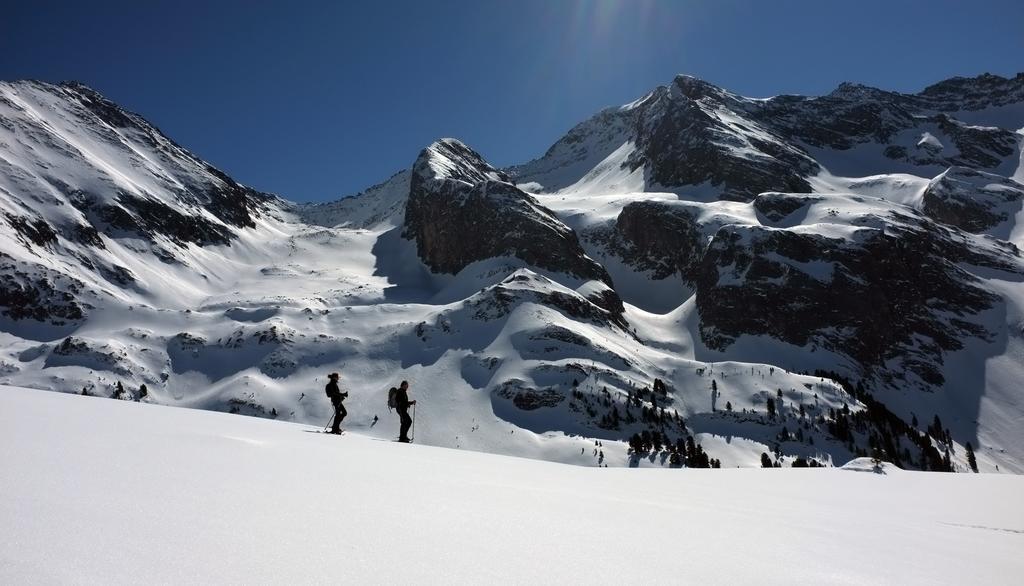 Alps Tuxアパートメント エクステリア 写真